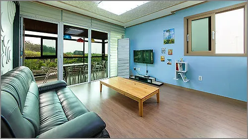 Vitamin Sea House Jeju