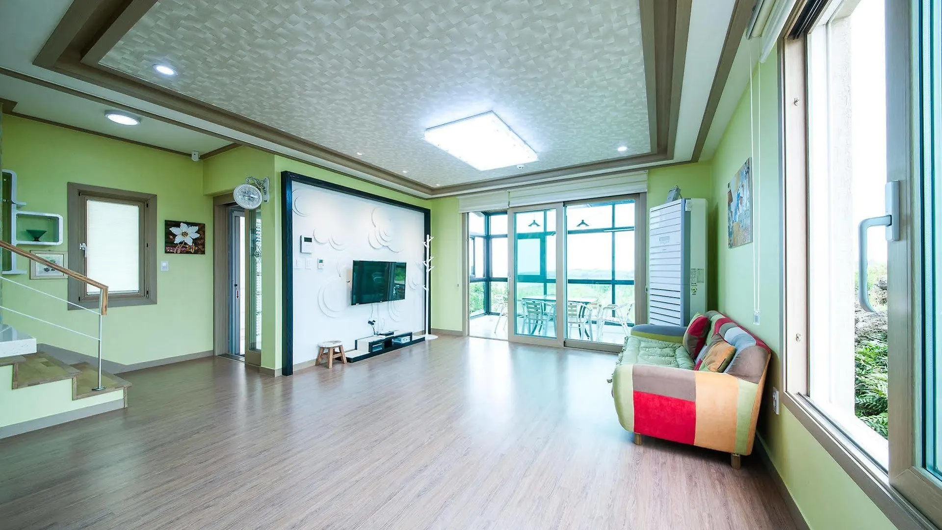 Vitamin Sea House Hotel Jeju